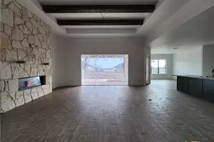 410 Hamer, Salado, TX 76571 - Photo 2