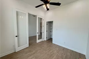 410 Hamer, Salado, TX 76571 - Photo 2