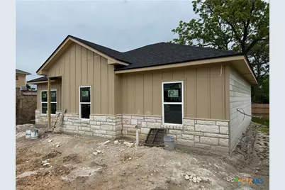 606 Bridge Street, Gatesville, TX 76528 - Photo 2