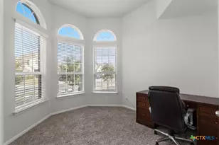 913 Blue Oak Blvd, San Marcos, TX 78666 - Photo 4