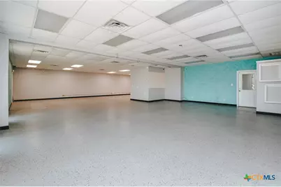 305 Sam Houston Drive #B & C, Victoria, TX 77901 - Photo 4