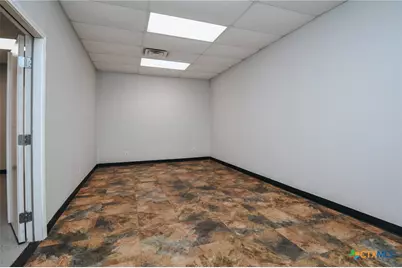 305 Sam Houston Drive #B & C, Victoria, TX 77901 - Photo 10