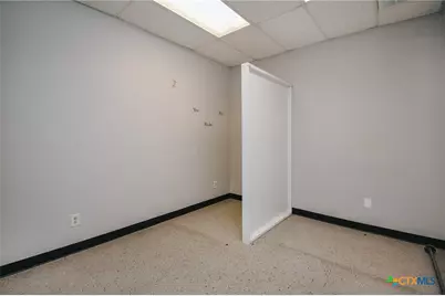 305 Sam Houston Drive #B & C, Victoria, TX 77901 - Photo 8