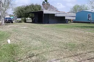605 W Baltimore Ave, Seadrift, TX 77983 - Photo 1
