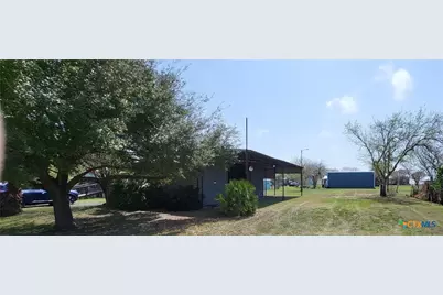 605 W Baltimore Avenue, Seadrift, TX 77983 - Photo 4