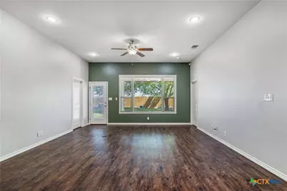 609 Mason Circle Circle, Victoria, TX 77904 - Photo 4