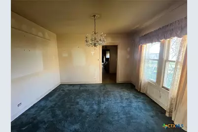 1801 N Goldman Street, Victoria, TX 77901 - Photo 6