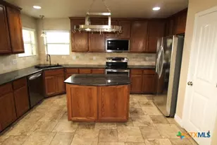 1128 Pheasant Cir, Copperas Cove, TX 76522 - Photo 2