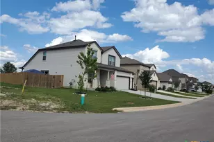 1724 Stone House, New Braunfels, TX 78132 - Photo 2