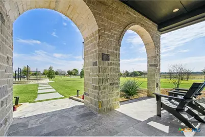 173 Via Lago, Belton, TX 76513 - Photo 4