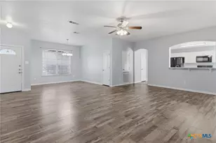 4504 The Searchers Dr, Killeen, TX 76549 - Photo 4