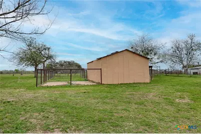 341 County Road 233, Hallettsville, TX 77964 - Photo 36