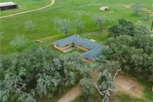 341 Co Rd 233, Hallettsville, TX 77964 - Photo 2