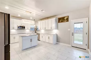 9000 Grand Oaks Ln, Killeen, TX 76542 - Photo 10