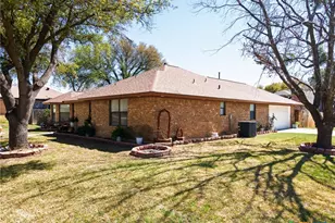 1402 Hawk Trail, Copperas Cove, TX 76522 - Photo 2