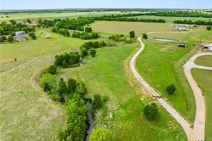 11210 Texas Hwy 53, Rogers, TX 76569 - Photo 20