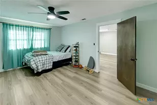 17 Northshire St, Victoria, TX 77904 - Photo 6