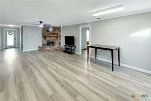 17 Northshire St, Victoria, TX 77904 - Photo 2