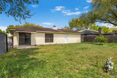 202 Georgia Lane, Victoria, TX 77901 - Photo 20