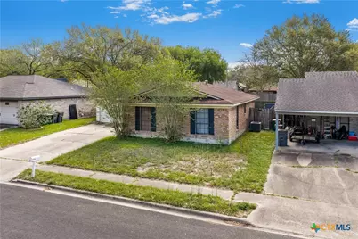 202 Georgia Lane, Victoria, TX 77901 - Photo 2