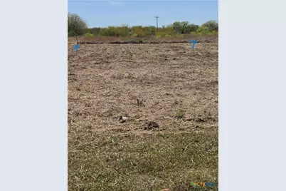 1609 W Cleveland Avenue, Seadrift, TX 77983 - Photo 2