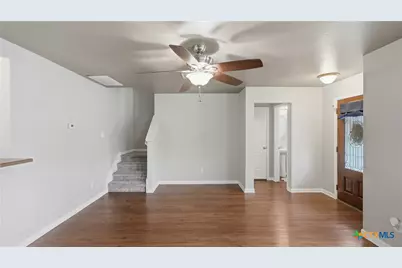 471 Magnolia Wind, New Braunfels, TX 78130 - Photo 6