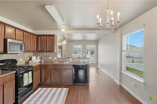 471 Magnolia Wind, New Braunfels, TX 78130 - Photo 10