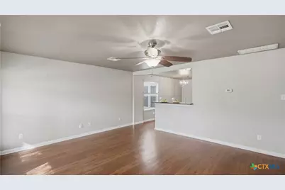 471 Magnolia Wind, New Braunfels, TX 78130 - Photo 4