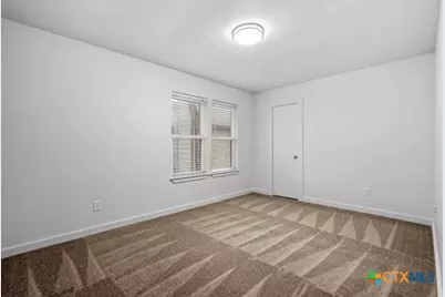 8406 Lyndon Lane, Austin, TX 78729 - Photo 18