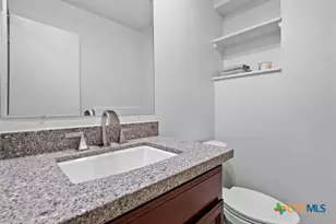 8406 Lyndon Ln, Austin, TX 78729 - Photo 14