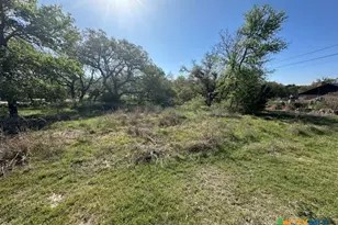 11 Cheyenne Trl, Belton, TX 76513 - Photo 1