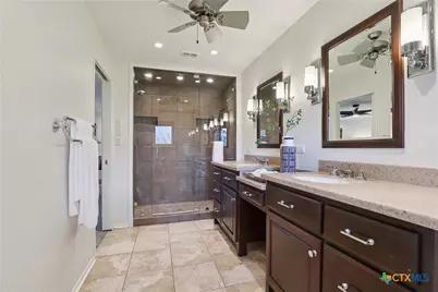 714 Starcrest, New Braunfels, TX 78130 - Photo 32