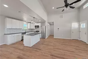 1155 Southline Dr, Spring Branch, TX 78070 - Photo 10