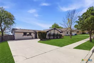 7522 Wishing Oaks St, San Antonio, TX 78233 - Photo 1