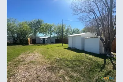 303 W. Dallas, Seadrift, TX 77983 - Photo 4