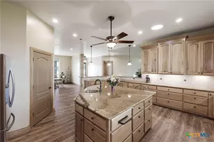 5450 Co Rd 101, Lampasas, TX 76550 - Photo 14