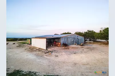 5450 County Road 101, Lampasas, TX 76550 - Photo 46