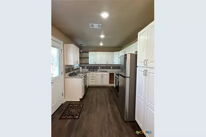 952 Fannin Loop, Temple, TX 76501 - Photo 6