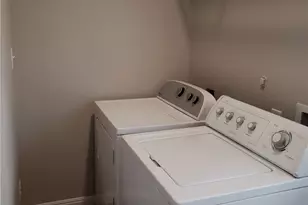 165 S Guadalupe St, San Marcos, TX 78666 - Photo 8