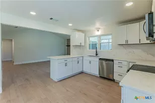 3019 Summit Dr, Belton, TX 76513 - Photo 12