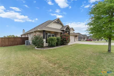 213 Lasata Lane, Belton, TX 76513 - Photo 4