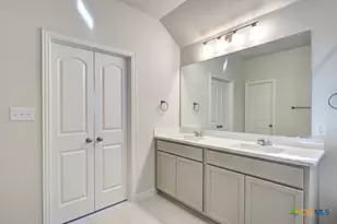 2827 Sacaton Dr, New Braunfels, TX 78130 - Photo 12