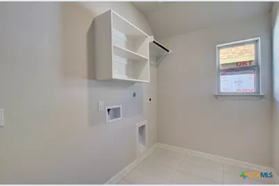 2827 Sacaton Drive, New Braunfels, TX 78130 - Photo 8