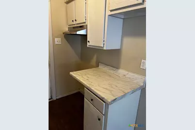 710 E Baxter Street #A, Seguin, TX 78155 - Photo 6
