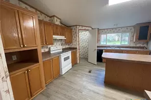 1201 Island View Dr, Canyon Lake, TX 78133 - Photo 8