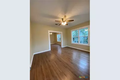 904 N Main Street, Temple, TX 76501 - Photo 2