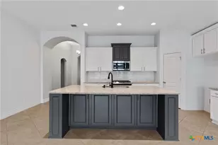217 Serrano St, Georgetown, TX 78628 - Photo 12