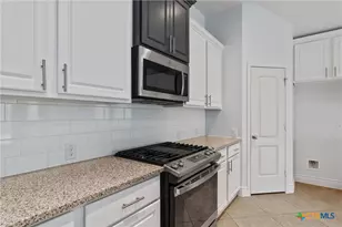 217 Serrano St, Georgetown, TX 78628 - Photo 14