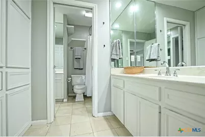 641 W 31st 1/2 Street #3, Austin, TX 78705 - Photo 34