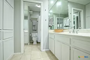 641 W 31st 1/2 St, Austin, TX 78705 - Photo 34